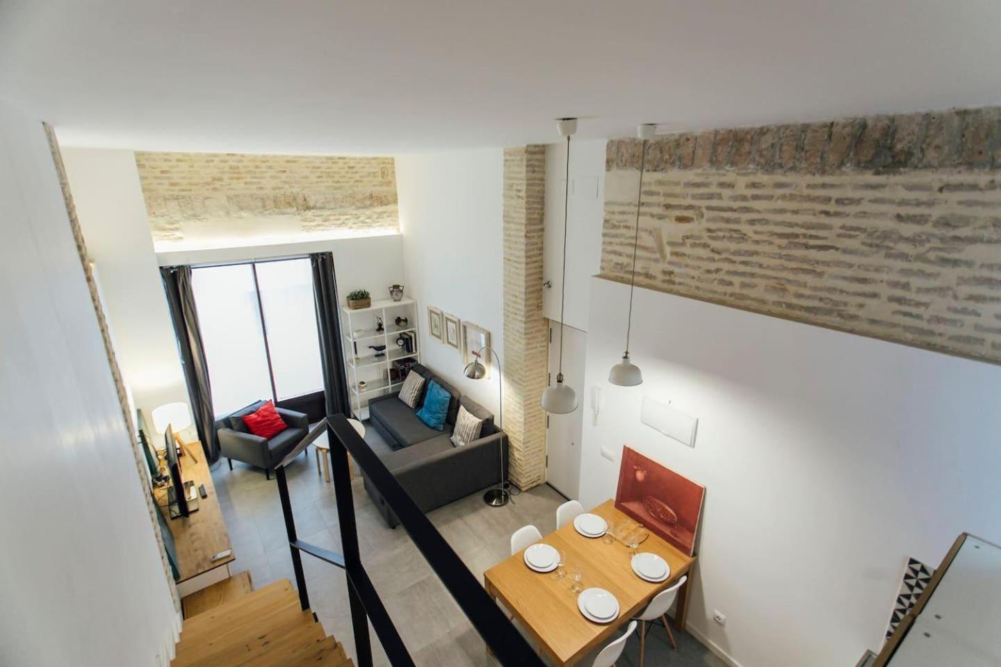 Amplio Apartamento De Diseno Precioso De Estilo Sevillano En Pleno Centro Екстер'єр фото